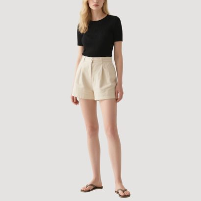 beige-high-waisted-pleated-shorts-minimalist-vibe